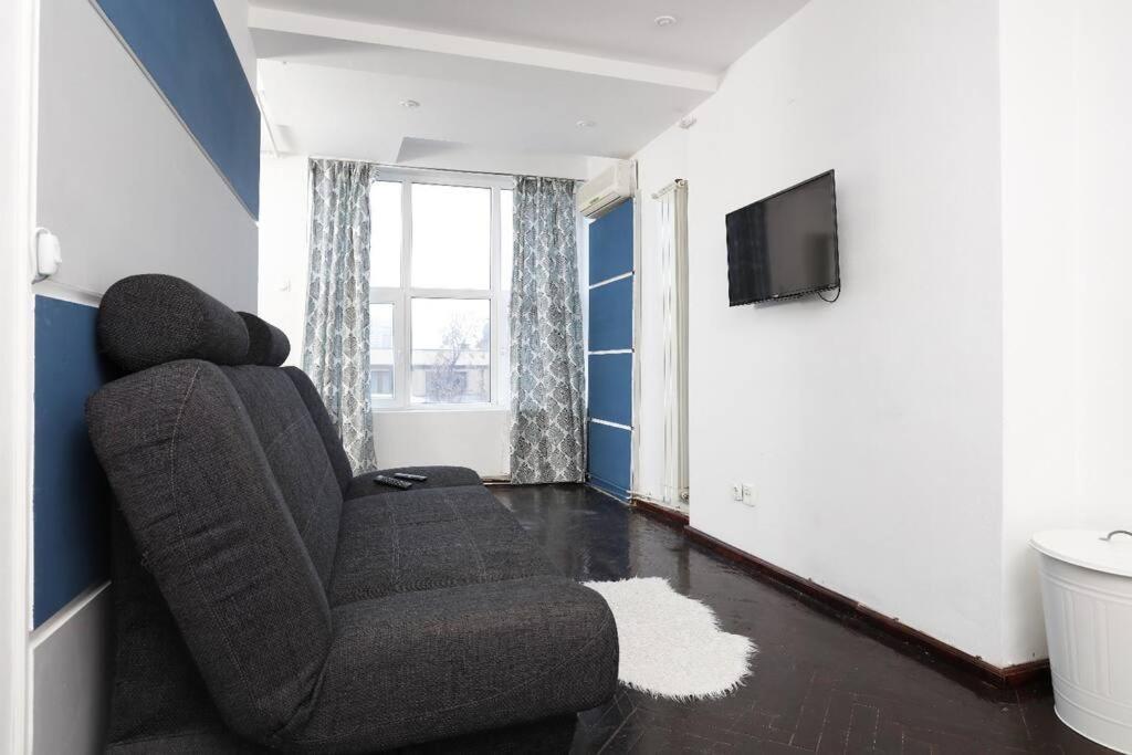 Appartamento 1 Bdrm In Center *