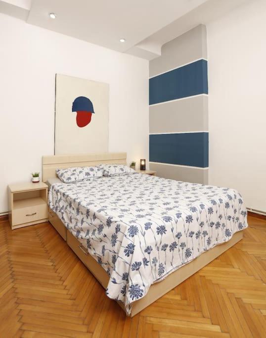 1 Bdrm In Center Appartamento Bucarest